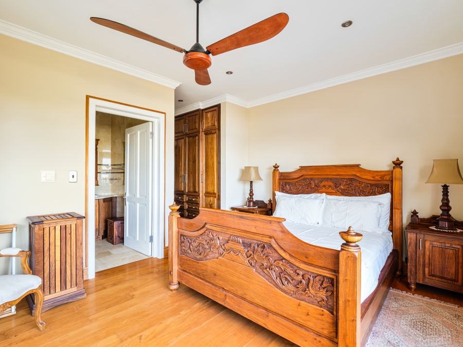 5 Bedroom Property for Sale in The Heads Western Cape